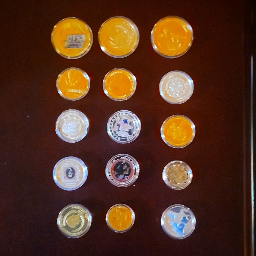 SUPER NEW COLLECTABLE COIN COLLECTION.  TAKE A CLOSE LOOK AT THE COINS.
